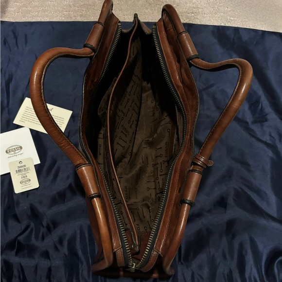 Fossil Satchel Bag, AUTHENTIC. Hard to find bag! - Picture 9 of 9